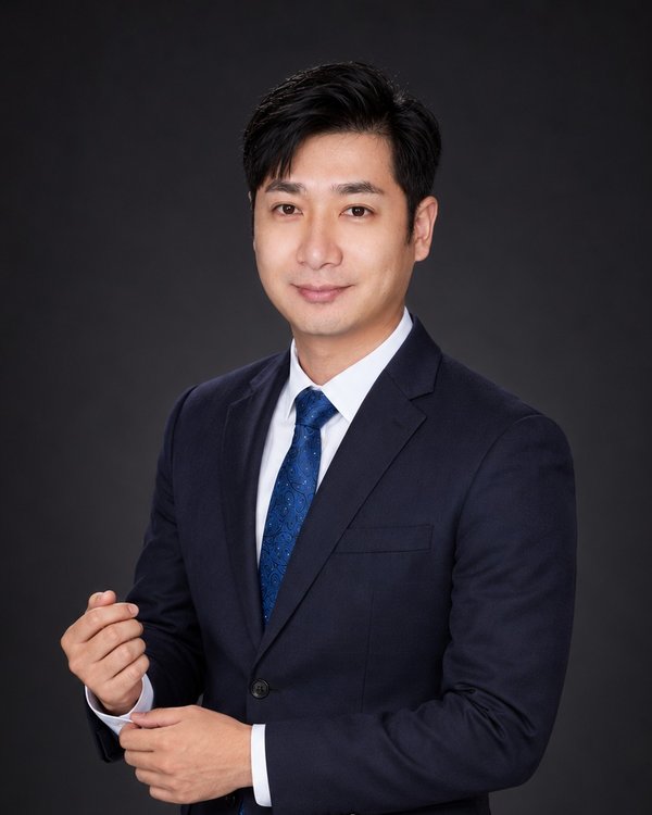 鄭敦晉律師的形象照
